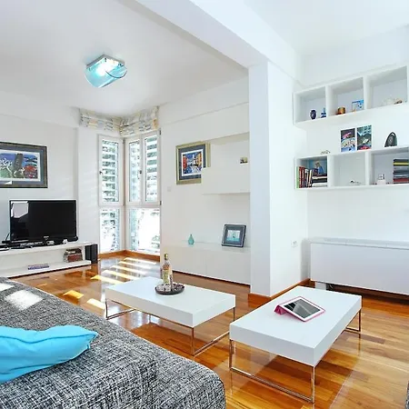 Apartment Cosmopolitan